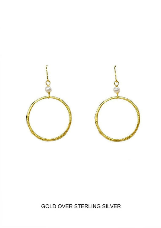Mother's Circle Pearl Earring - Gold