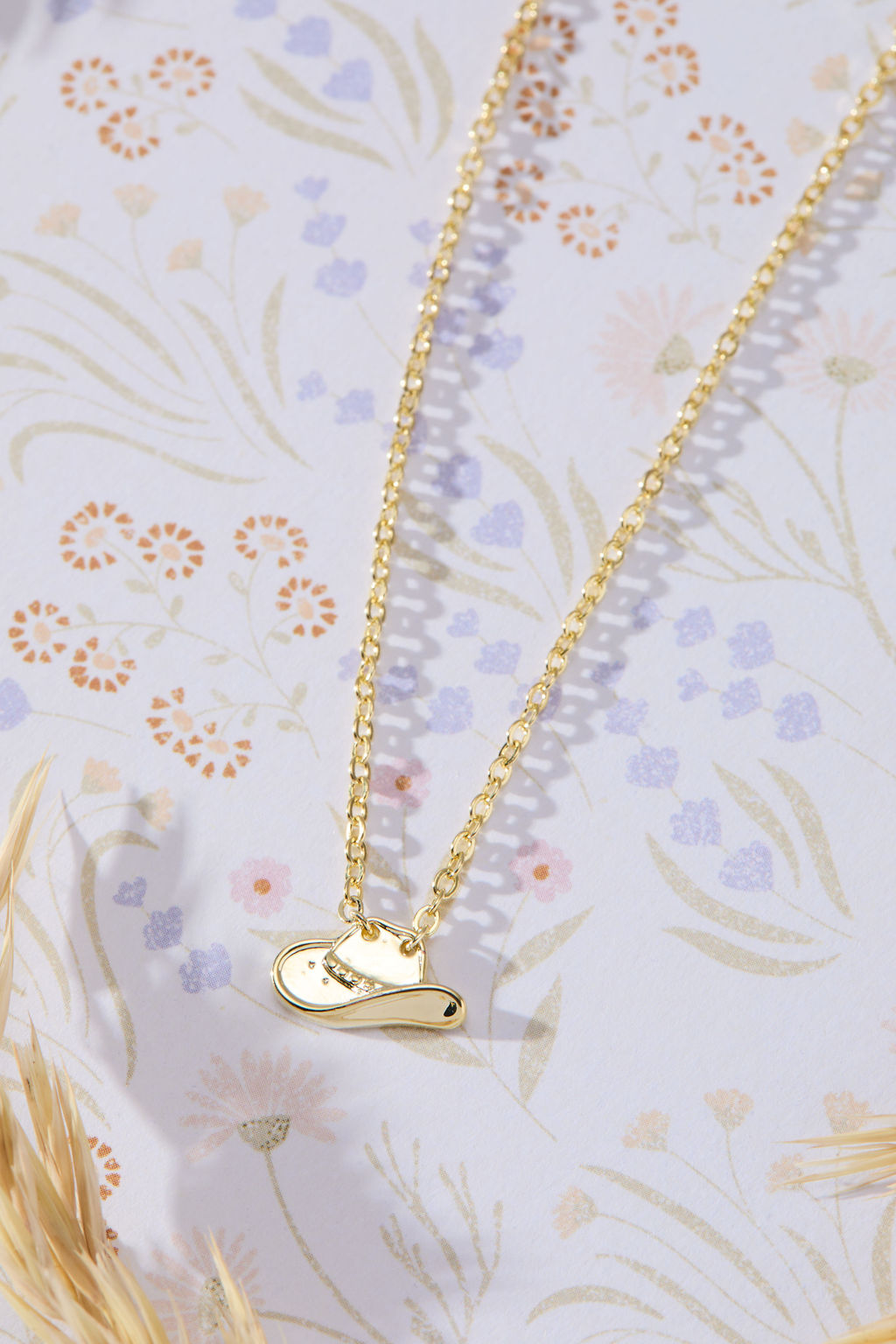 Cowboy Hat Pendant - Gold